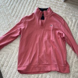 Vineyard vines quarter zip. Size M
